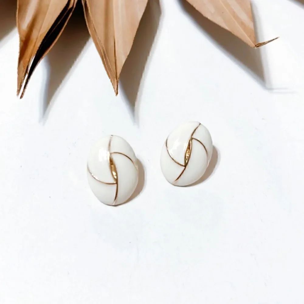 geo stud earrings S522